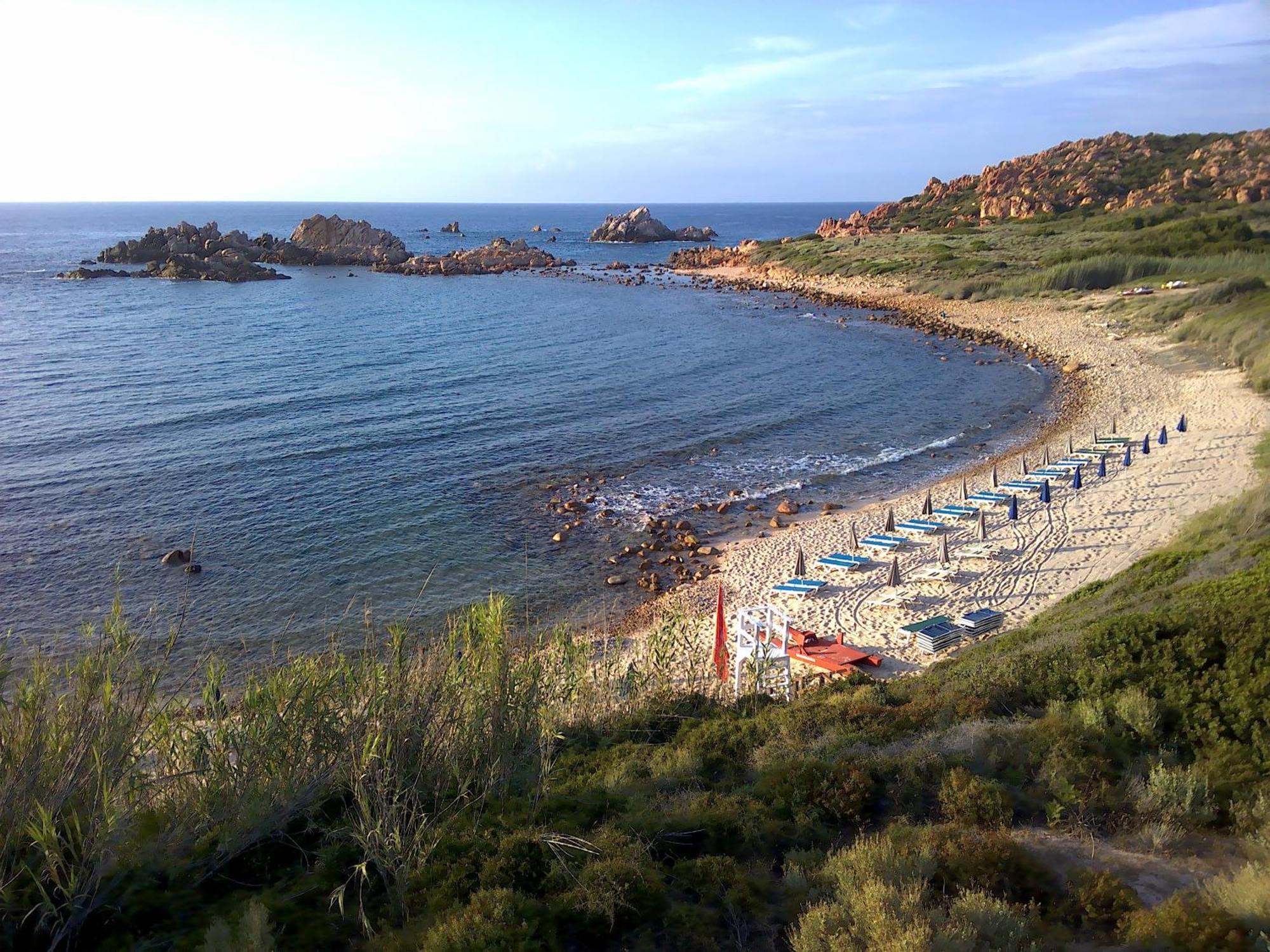 Gli Oleandri Di Calarossa - 5M Walk To The Beach Isola Rossa Bagian luar foto