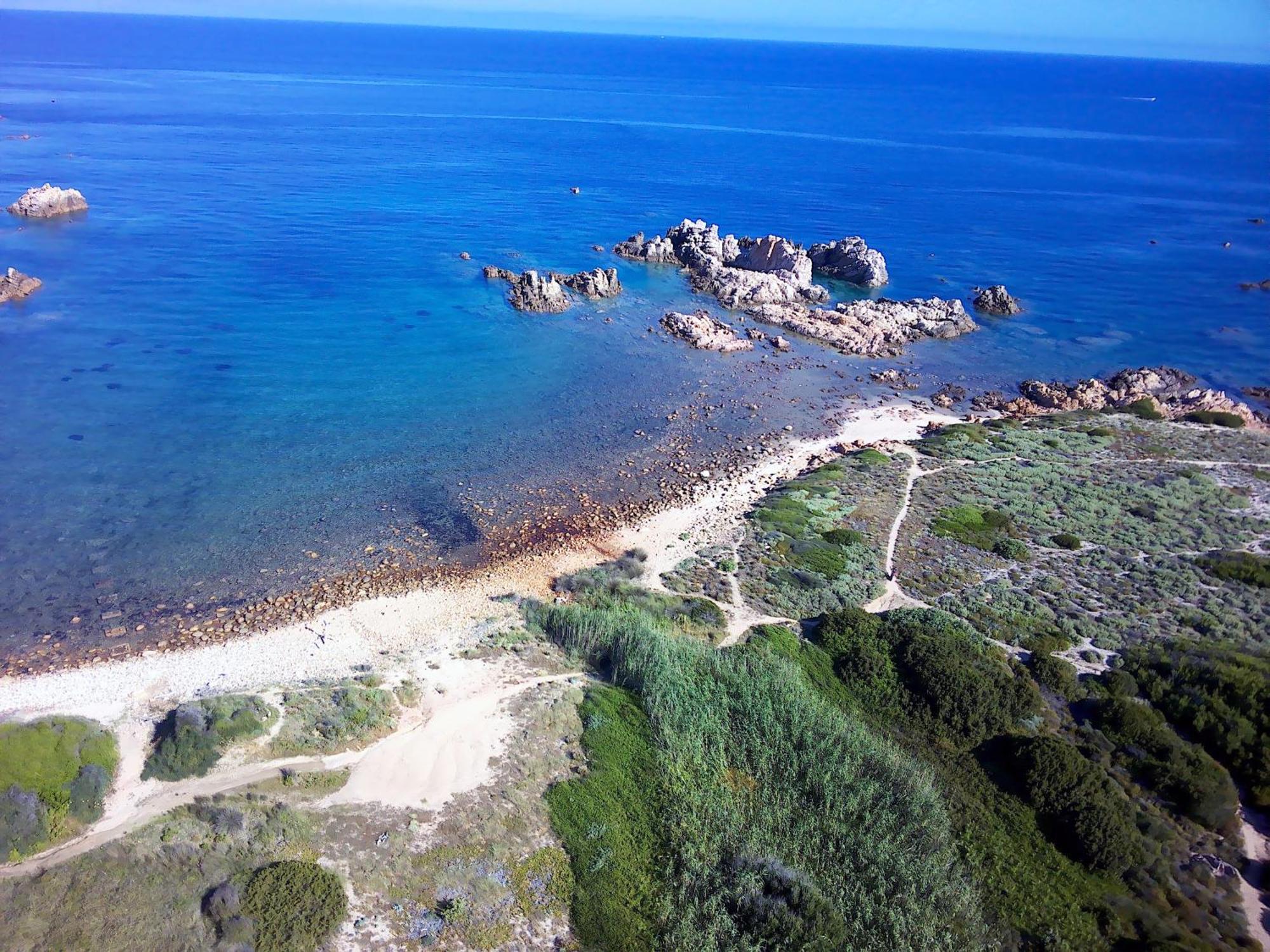 Gli Oleandri Di Calarossa - 5M Walk To The Beach Isola Rossa Bagian luar foto