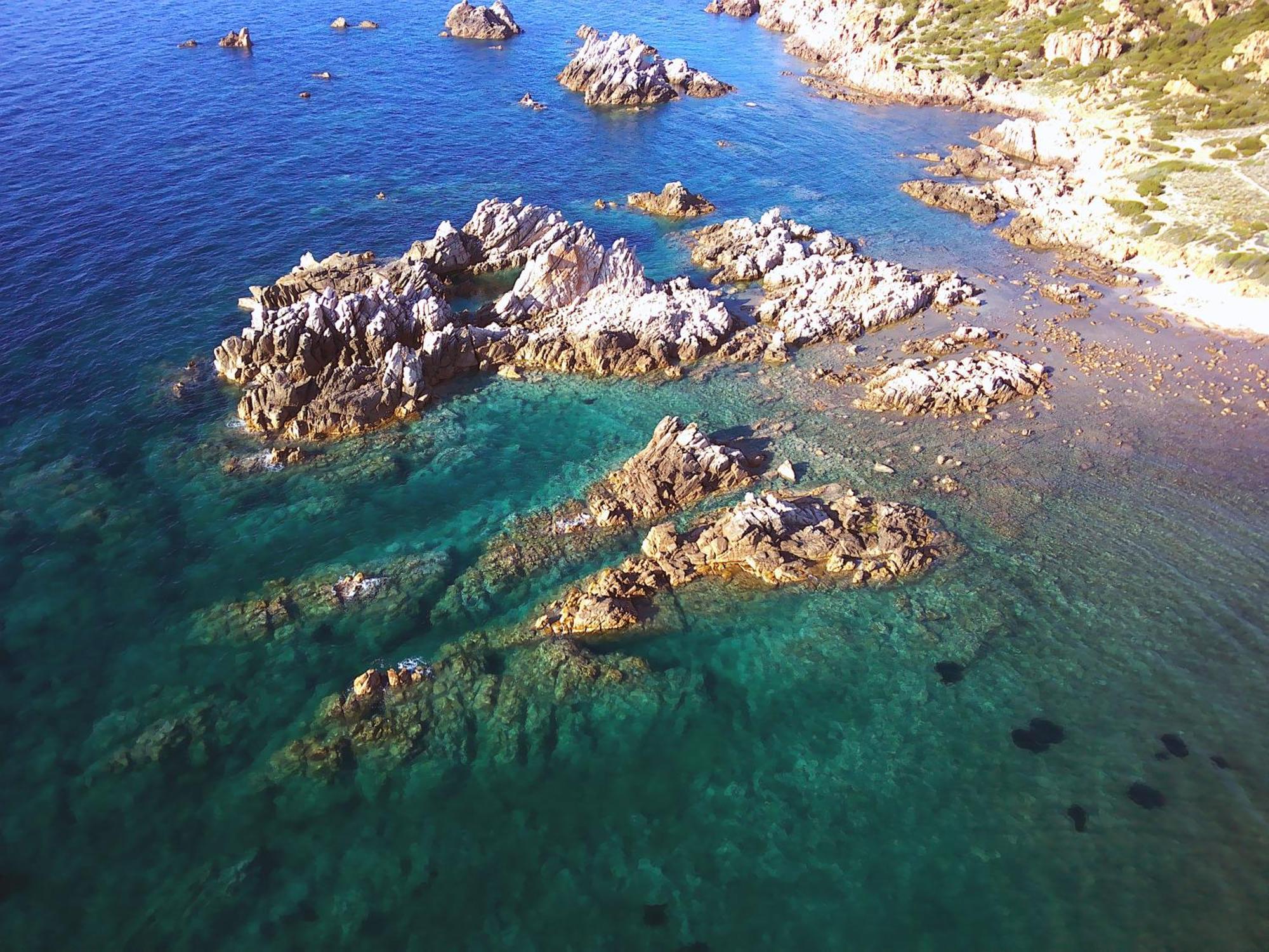 Gli Oleandri Di Calarossa - 5M Walk To The Beach Isola Rossa Bagian luar foto
